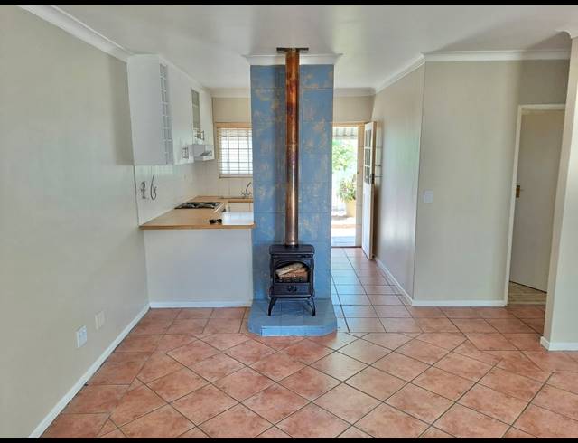 2 BEDROOM FREEHOLD SOLD IN BLOUBERG SANDS